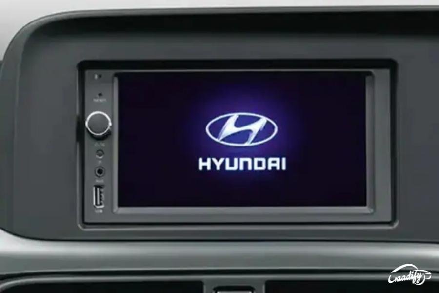 2022 Hyundai Grand i10 Nios Corporate Edition interior and features