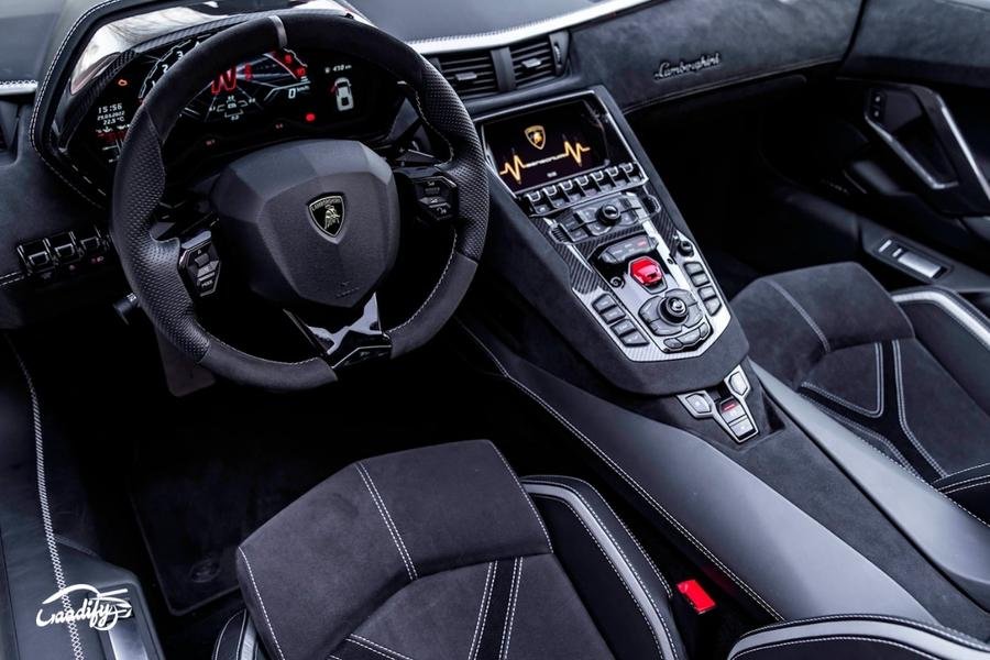 Lamborghini Aventador Ultimae Interior