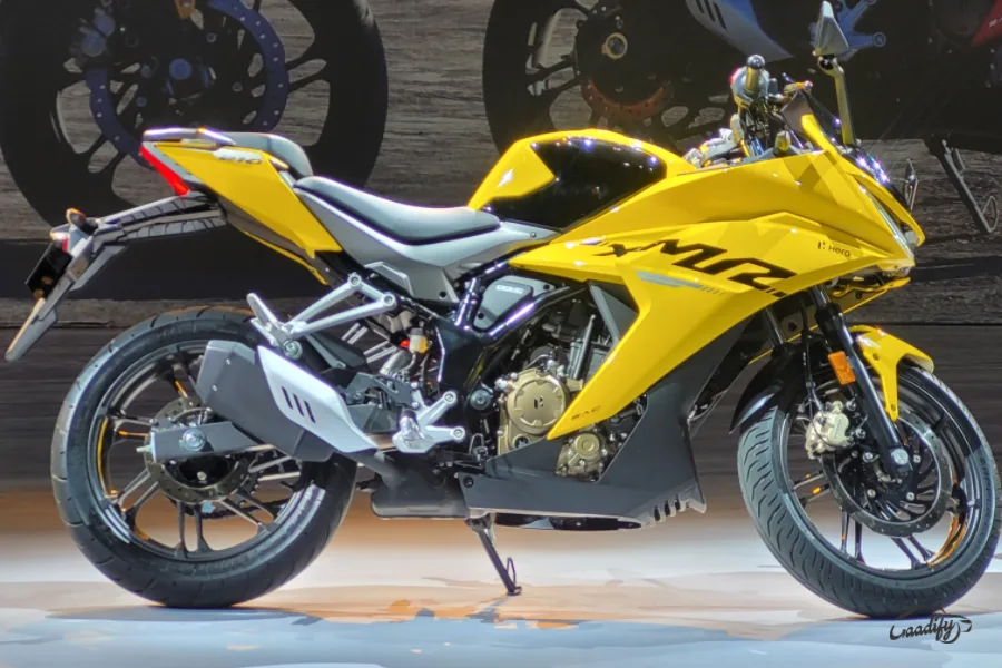 Hero Karizma XMR colours