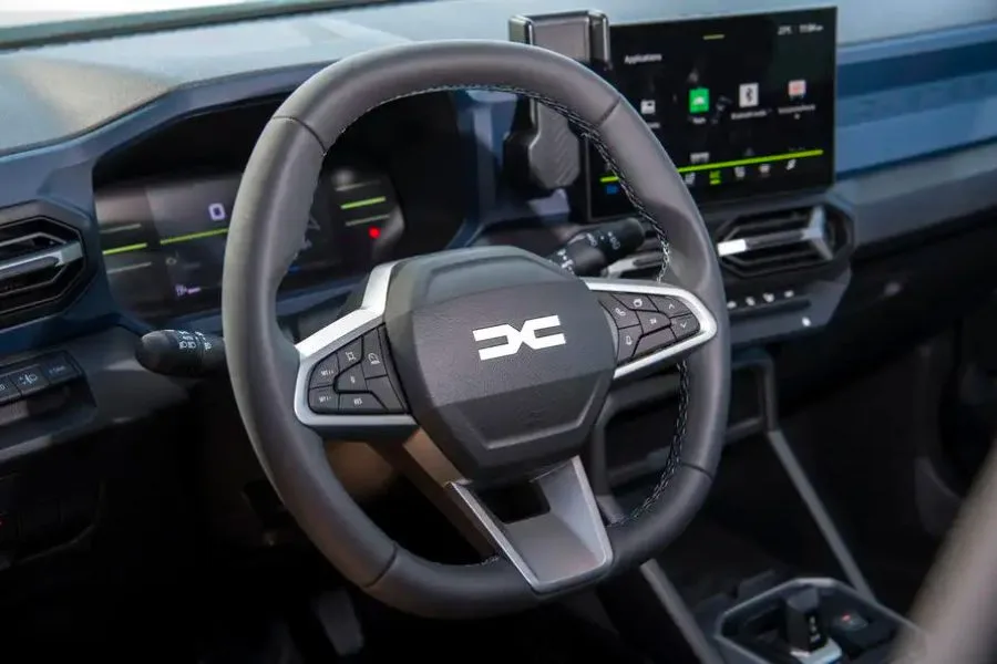 Renault Dacia Duster 2024 Interior
