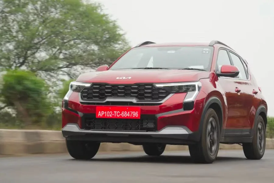 kia sonet sunroof model