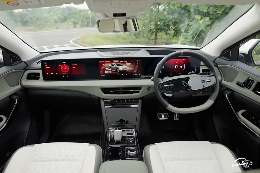 Mahindra XEV 9e interior