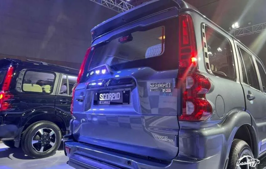 Mahindra Scorpio Classic S11