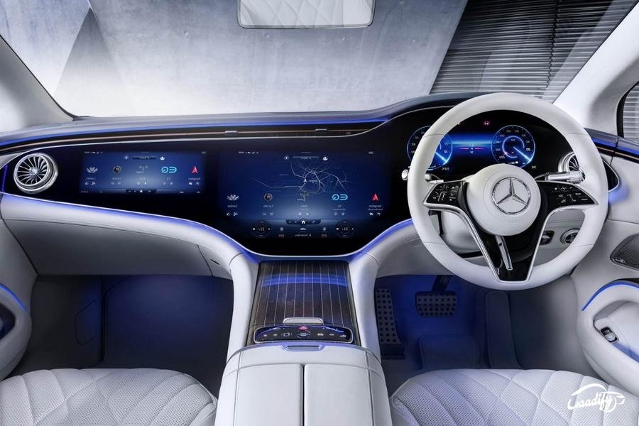 Mercedes-Benz EQS 580 interior