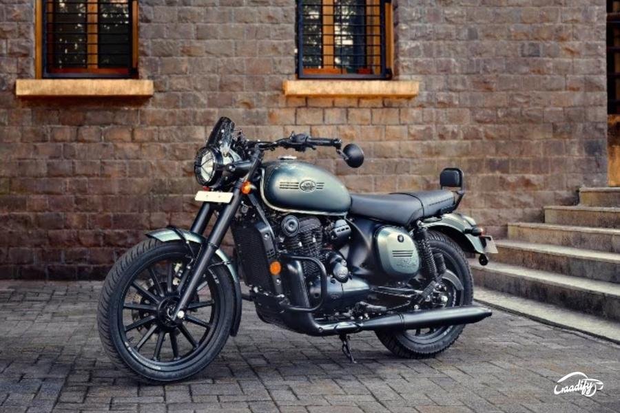 Jawa 42 and Yezdi Roadster Get New Colour Options - GaadiFy