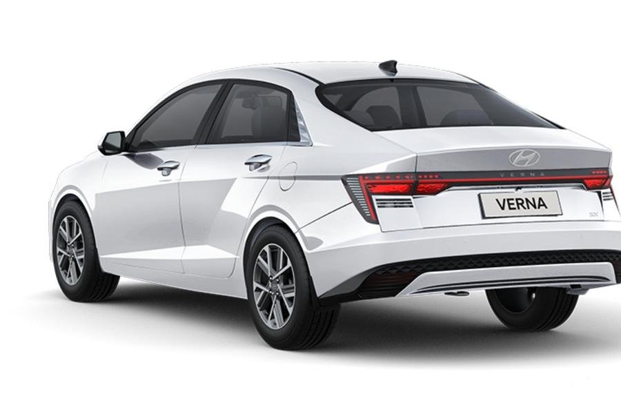 2023 Hyundai Verna in white color