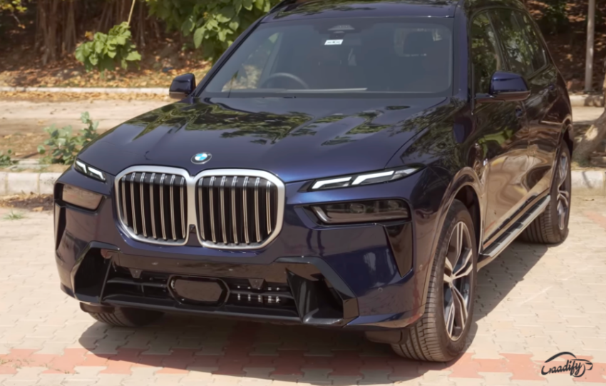 BMW X7 SUV 2023 price in India