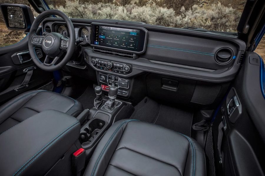 2024 Jeep Wrangler facelift interior