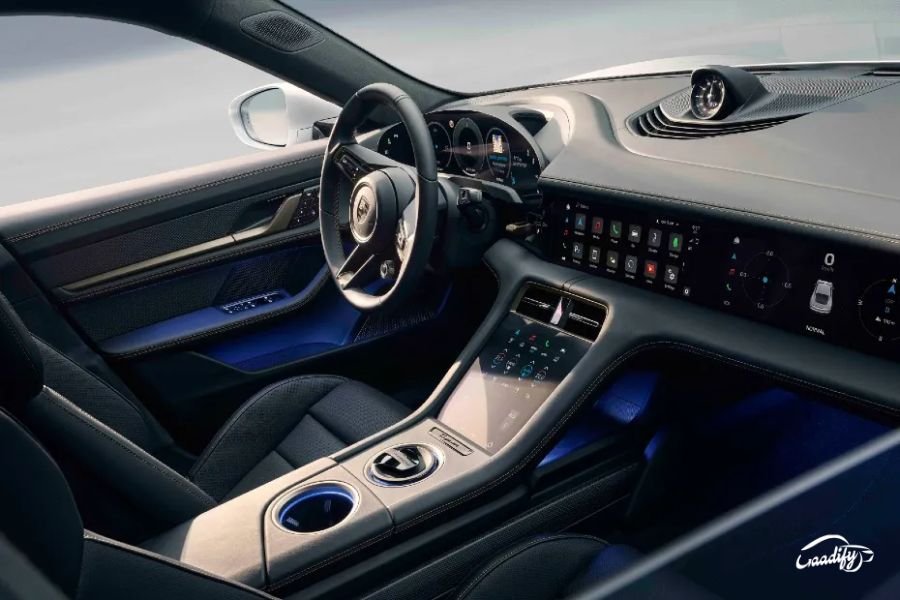 2024 Porsche Taycan Facelift interior 