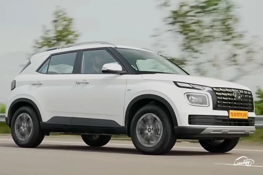 Hyundai Venue discounts in India