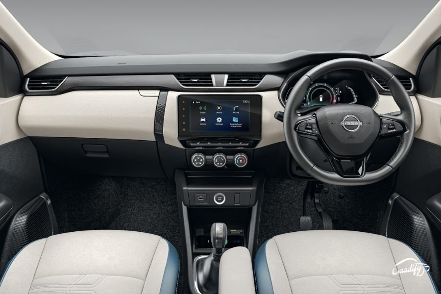 Nissan Gravite interior