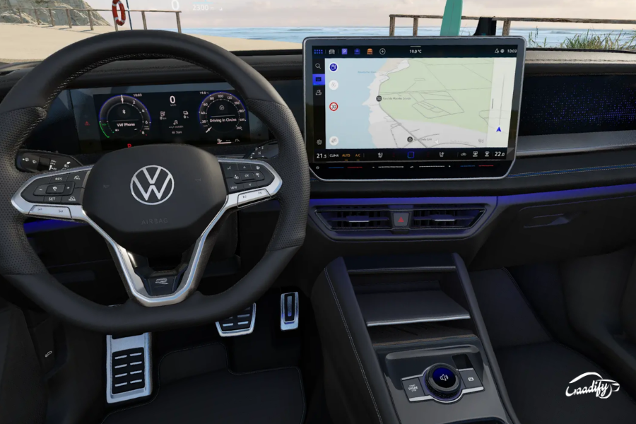 Volkswagen Tayron R-Line interior and features