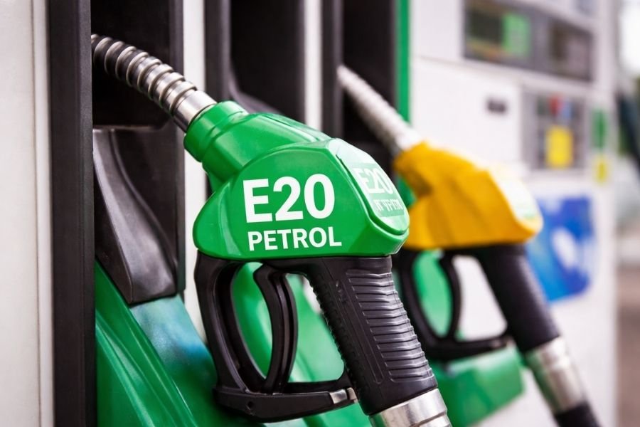 E20 ethanol blended petrol fuel advantages and disadvantages.
