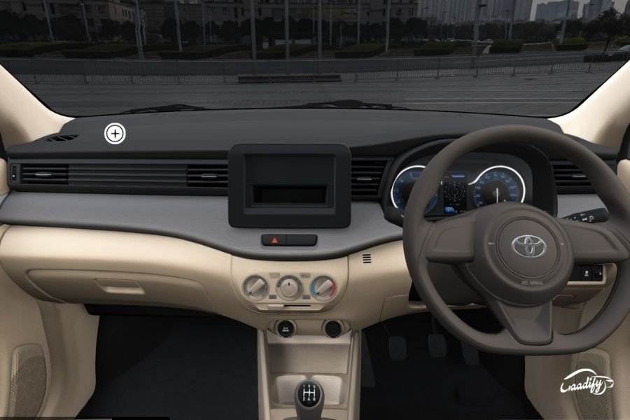 Toyota Rumion E interior