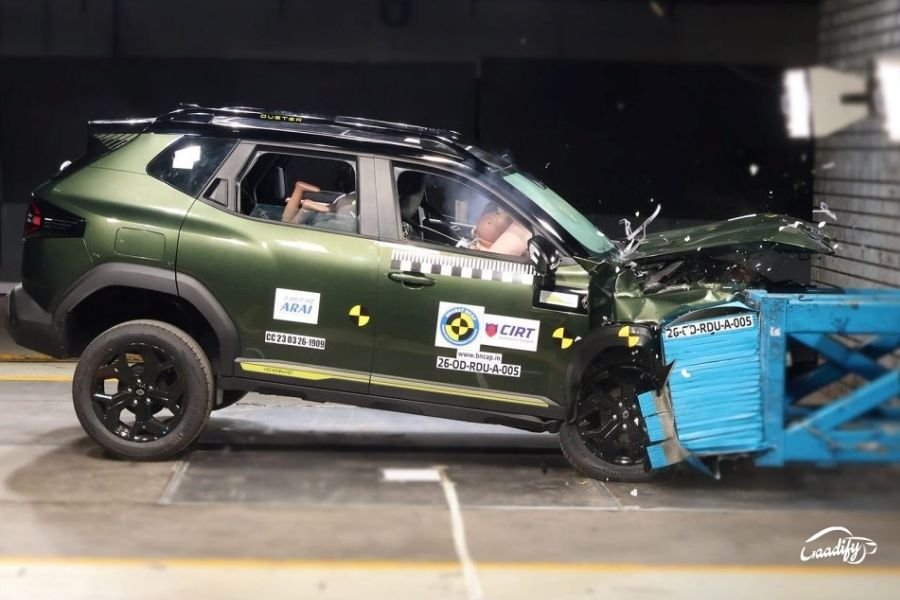 Renault Duster crash test rating by Bharat NCAP