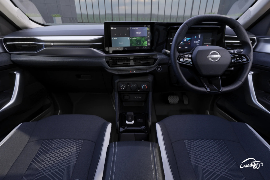Nissan Tekton Visia Plus interior and features 