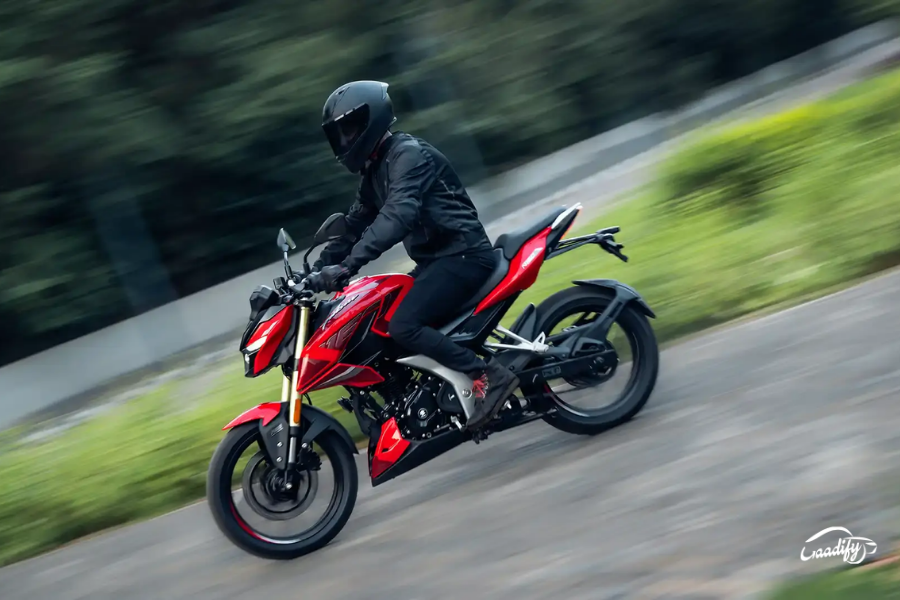 Bajaj Pulsar N160 S and Bajaj Pulsar N160 SS price in India