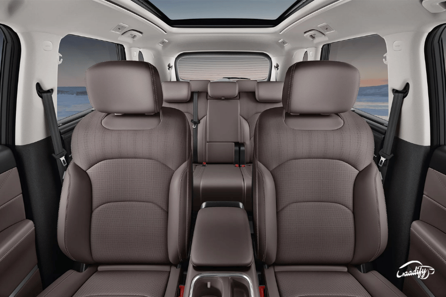 MG Hector Tomahawk PHEV Exclusive interior